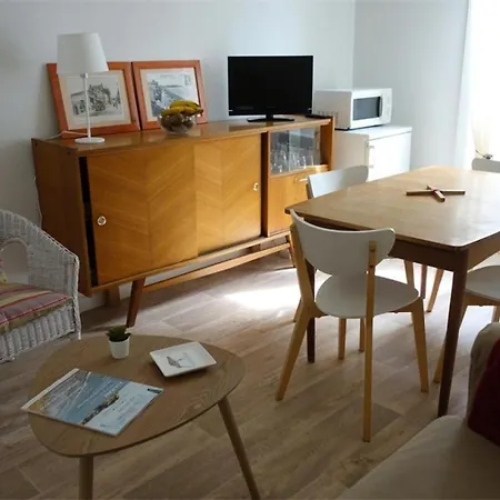 Apartment 438-pleneuf Val Andre - T3 Entierement Refait A Neuf, A Quelques Metres Des Plages. Mae-6654 Pleneuf-Val-Andre